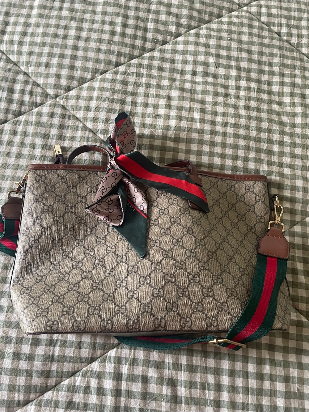Source Unknown Brown Monogram Tote with Green and Red Strap - Picture 4 of 9